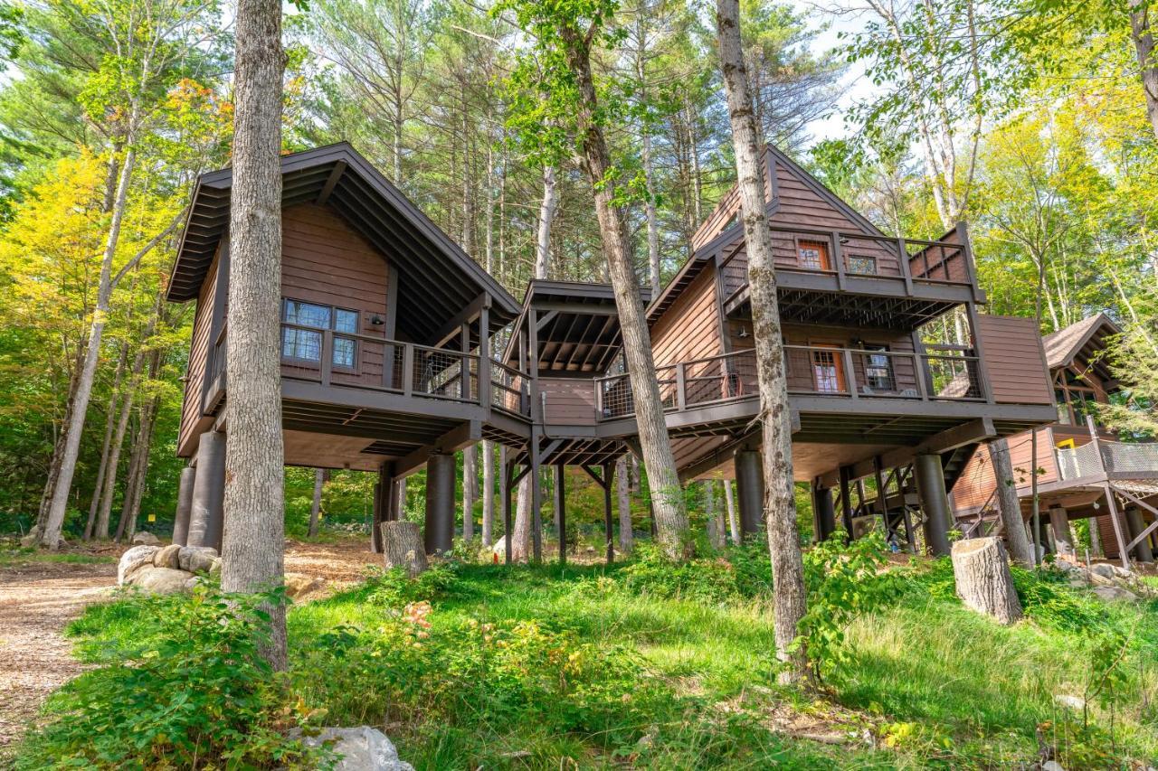 Trekker, Treehouses Cabins And Lodge Rooms Lake George Exterior photo